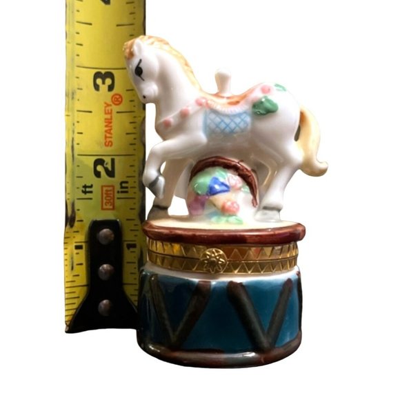 Genmore Porcelain Carousel Horse Pony Hinged Trinket Pill Box Carnival Toy Drum - Picture 6 of 6